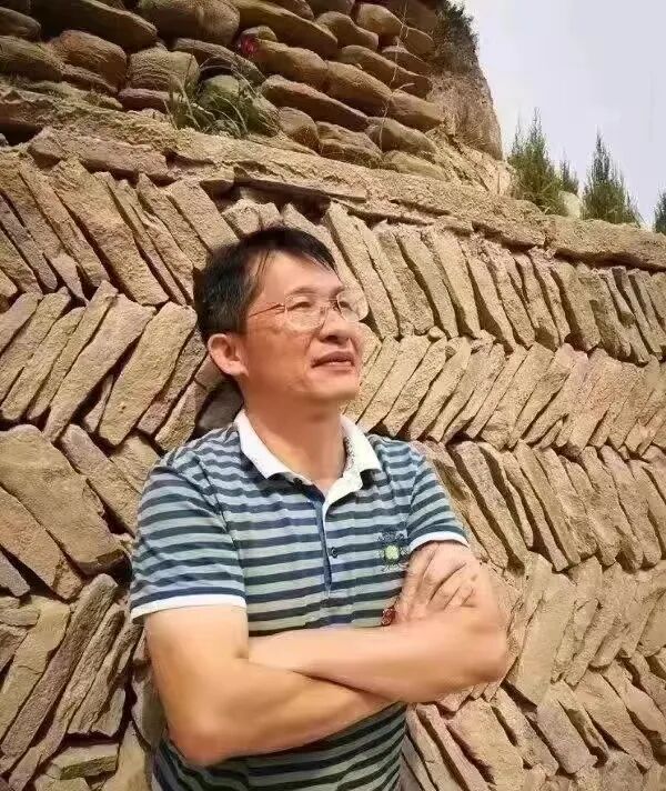 苏龙的头像-南方文苑网