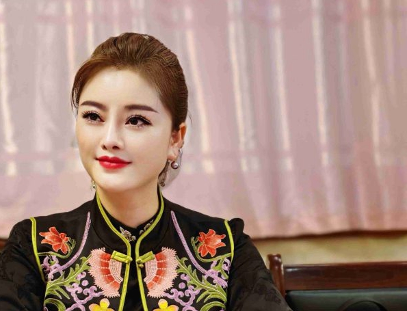 钟柳 | 邕江的泥与光-南方文苑网