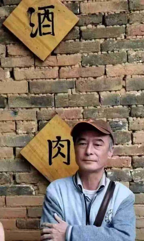 图片[1]-陈宁 | 十月的阿萍-南方文苑网