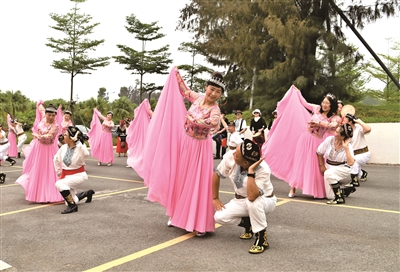 彭定欢 | 以舞结缘，情暖北海-南方文苑网