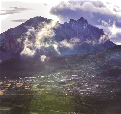 云雾中的“石匣子”4