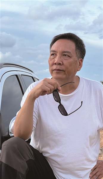 刘雪源 | 黄长凌：用镜头书写山海人间-南方文苑网