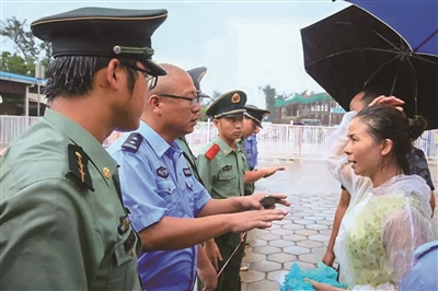 海角鱼 | 怒海护航 火海逆行-南方文苑网