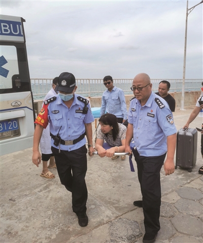 怒海护航 火海逆行2